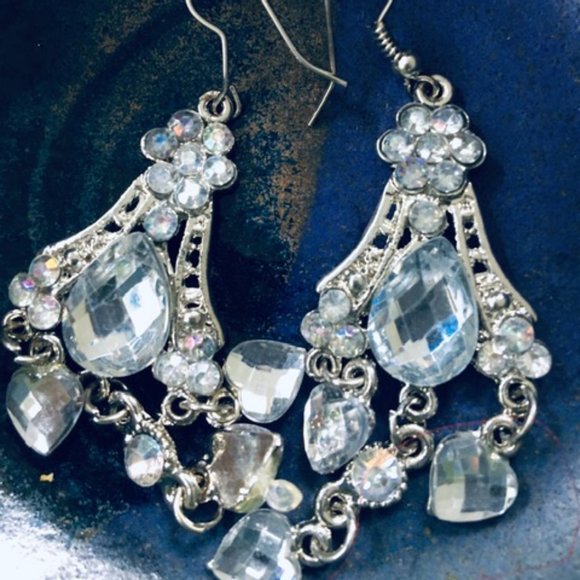 Classy, NWOT, Crystal Chandelier, Earrings, - Picture 3 of 4